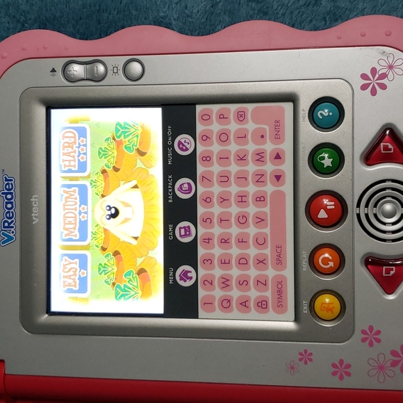 V.Reader - Picture 3 of 8